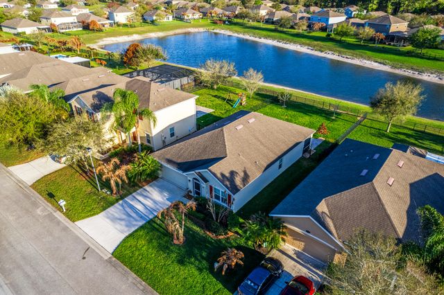 1486 Lexington Square SW, Vero Beach, FL 32962