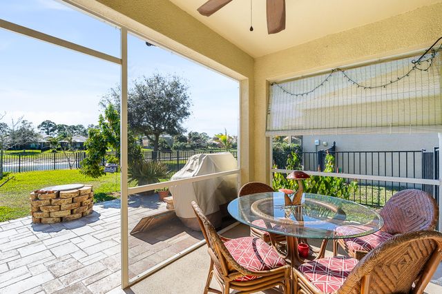 1486 Lexington Square SW, Vero Beach, FL 32962