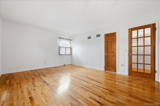 1810 Front Street 29, East Meadow, NY 11554