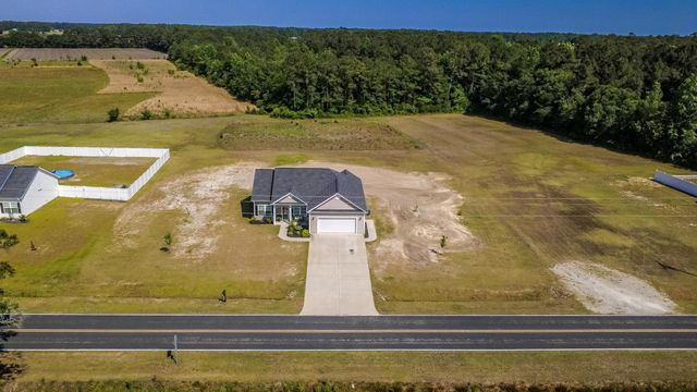 3520 Edwards Rd., Aynor, SC 29511