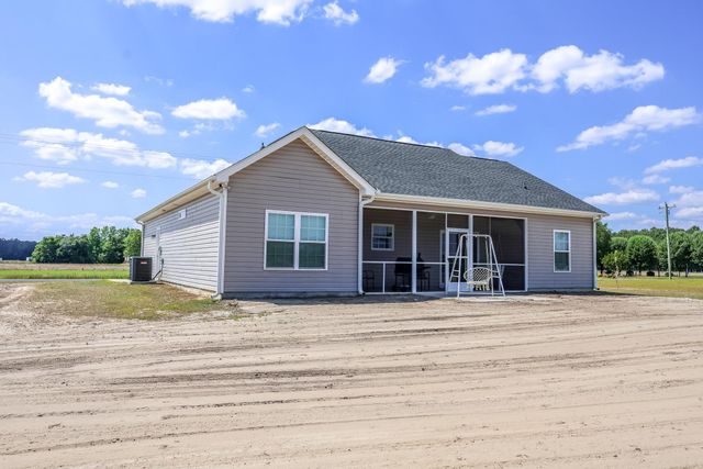 3520 Edwards Rd., Aynor, SC 29511
