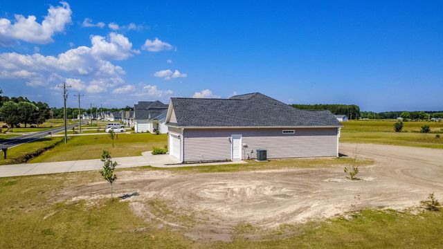 3520 Edwards Rd., Aynor, SC 29511