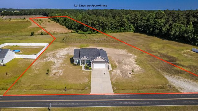 3520 Edwards Rd., Aynor, SC 29511