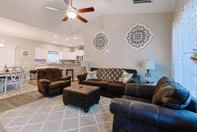 3520 Edwards Rd., Aynor, SC 29511