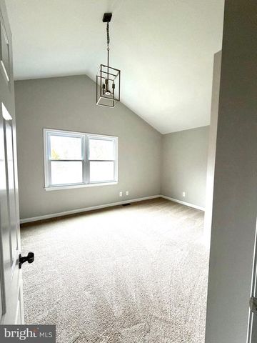 9718 DOMINION FOREST CIR, Fredericksburg, VA 22408