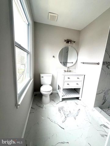 9718 DOMINION FOREST CIR, Fredericksburg, VA 22408