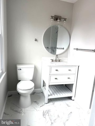 9718 DOMINION FOREST CIR, Fredericksburg, VA 22408