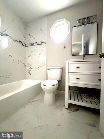 9718 DOMINION FOREST CIR, Fredericksburg, VA 22408