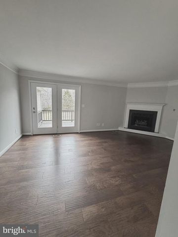 9718 DOMINION FOREST CIR, Fredericksburg, VA 22408