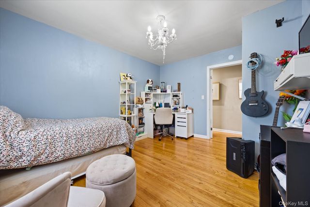 15 Brookside Lane, Dobbs Ferry, NY 10522