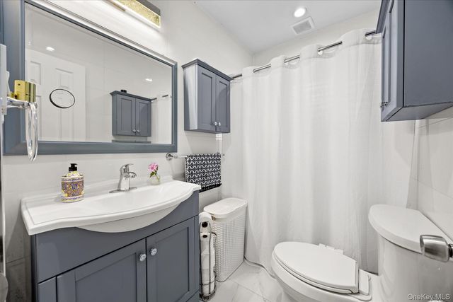 15 Brookside Lane, Dobbs Ferry, NY 10522