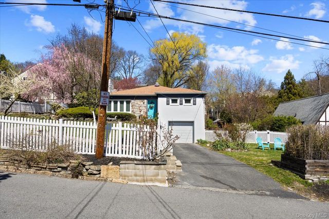 15 Brookside Lane, Dobbs Ferry, NY 10522