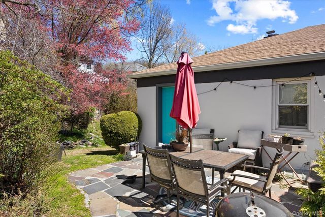 15 Brookside Lane, Dobbs Ferry, NY 10522