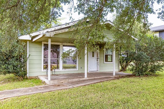 300 Bay Haven Boulevard, Livingston, TX 77351