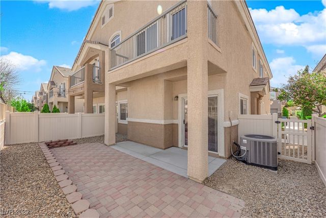 8658 Tom Noon Avenue 103, Las Vegas, NV 89178