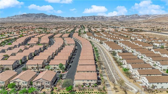 8658 Tom Noon Avenue 103, Las Vegas, NV 89178