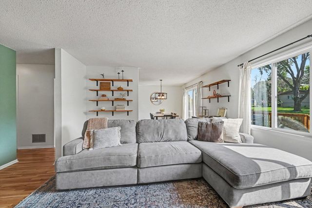 6804 Forestview Lane N, Maple Grove, MN 55369