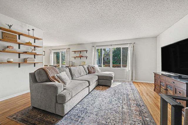 6804 Forestview Lane N, Maple Grove, MN 55369