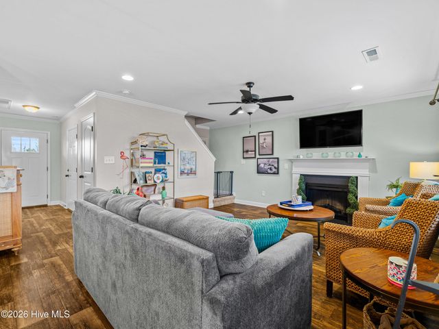 522 Deep Inlet Drive, Sneads Ferry, NC 28460