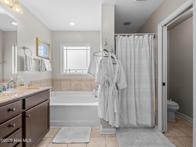 522 Deep Inlet Drive, Sneads Ferry, NC 28460