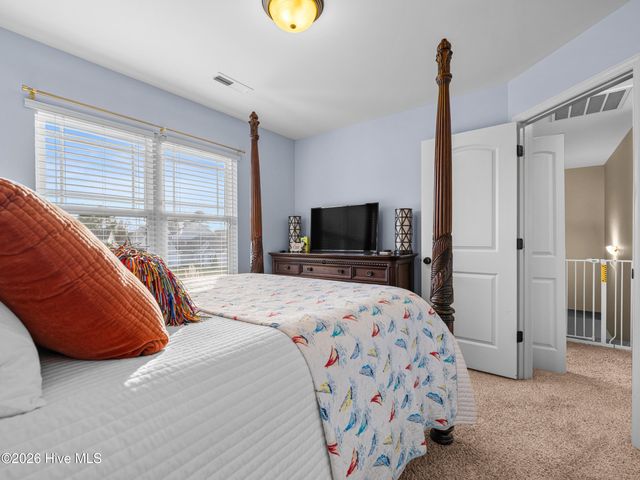 522 Deep Inlet Drive, Sneads Ferry, NC 28460