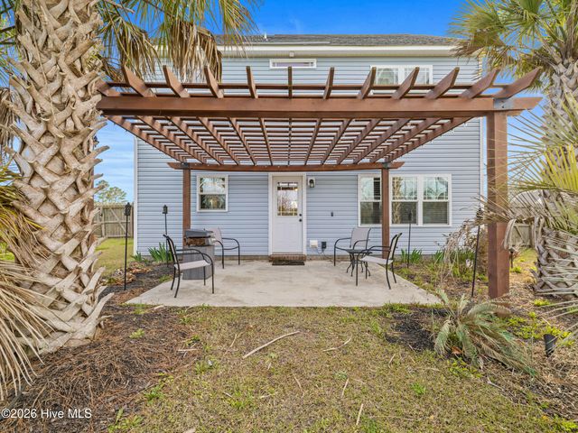 522 Deep Inlet Drive, Sneads Ferry, NC 28460