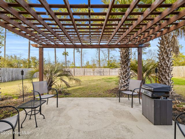 522 Deep Inlet Drive, Sneads Ferry, NC 28460