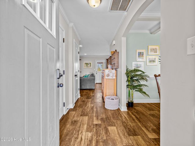 522 Deep Inlet Drive, Sneads Ferry, NC 28460