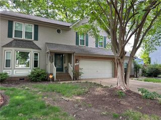 827 Lancaster LN, Newport News, VA 23602