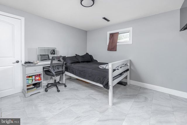 626 LAMBERT AVE, Mount Ephraim, NJ 08059