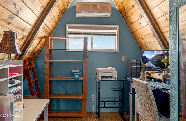 552 W Mountain View Street, Winslow, AZ 86047