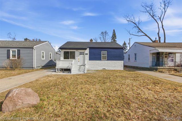 26066 Barrington Street, Madison Heights, MI 48071