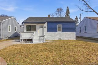 26066 Barrington Street, Madison Heights, MI 48071