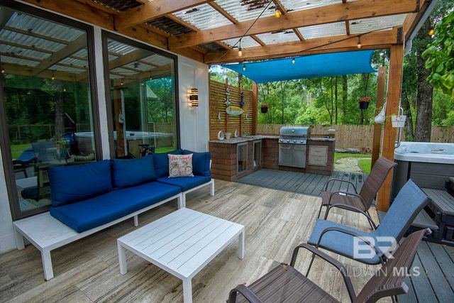 110 Echo Lane, Fairhope, AL 36532