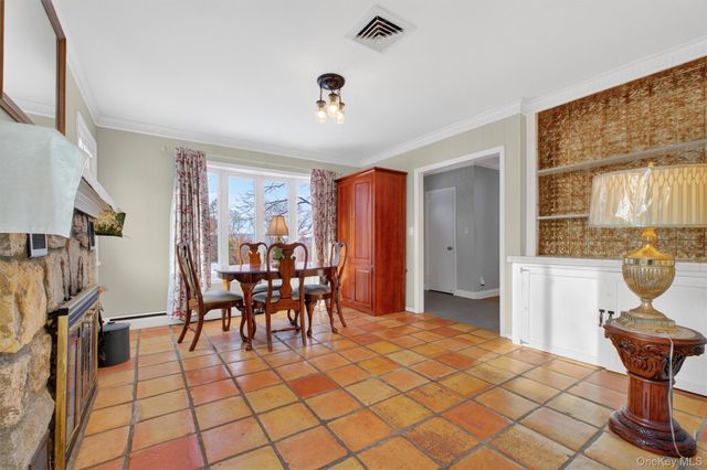 29 Walton Drive, Mahopac, NY 10541