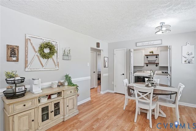 5406 Huntingcreek Dr, Chesterfield, VA 23237