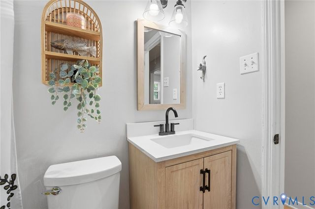 5406 Huntingcreek Dr, Chesterfield, VA 23237