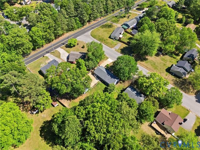 5406 Huntingcreek Dr, Chesterfield, VA 23237
