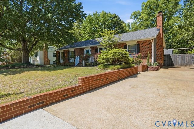 5406 Huntingcreek Dr, Chesterfield, VA 23237