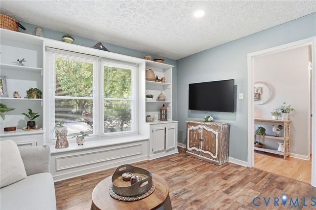 5406 Huntingcreek Dr, Chesterfield, VA 23237