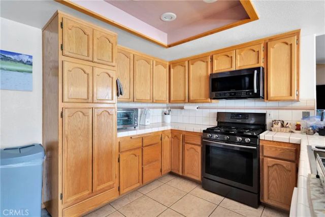 19804 Haida Road, Apple Valley, CA 92307