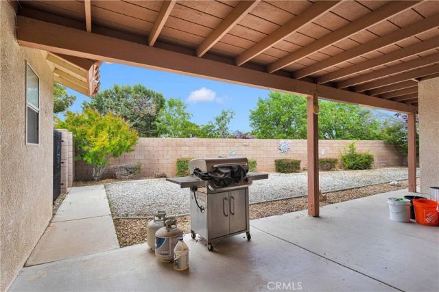 19804 Haida Road, Apple Valley, CA 92307