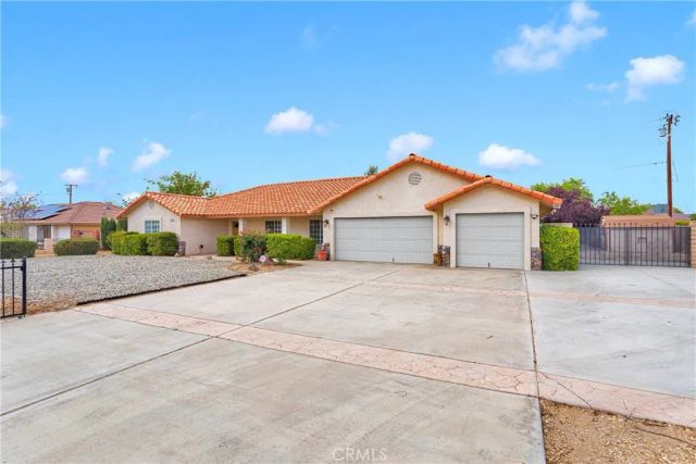 19804 Haida Road, Apple Valley, CA 92307