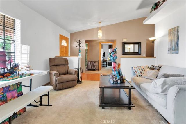 19804 Haida Road, Apple Valley, CA 92307