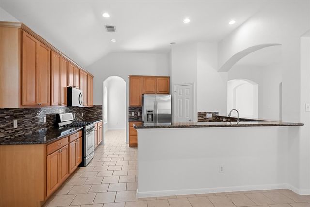 22 Colewood Court, The Woodlands, TX 77382