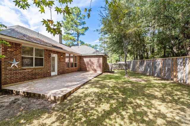22 Colewood Court, The Woodlands, TX 77382