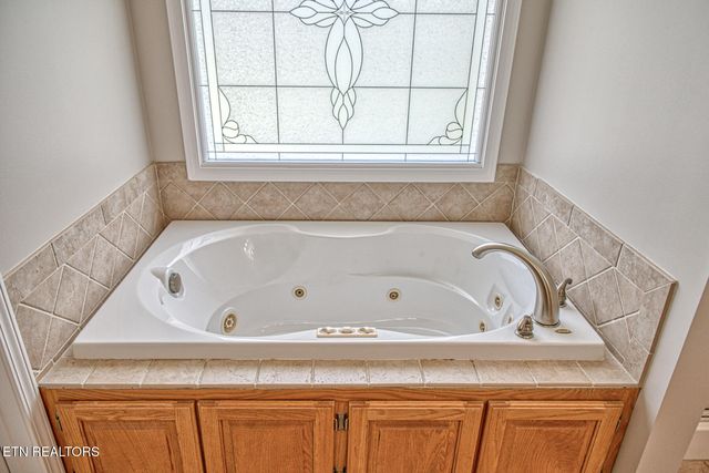 401 Crowne Way, Cookeville, TN 38501