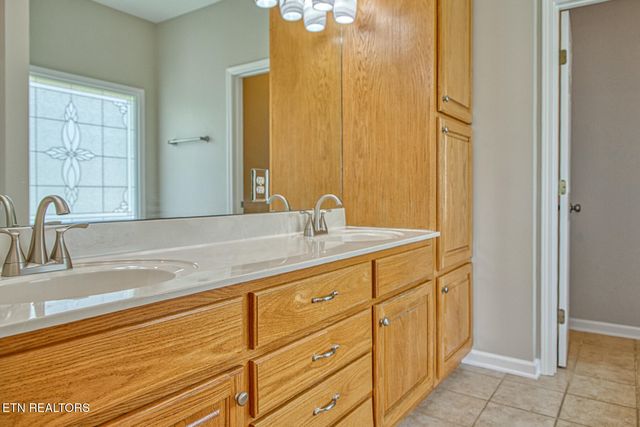 401 Crowne Way, Cookeville, TN 38501