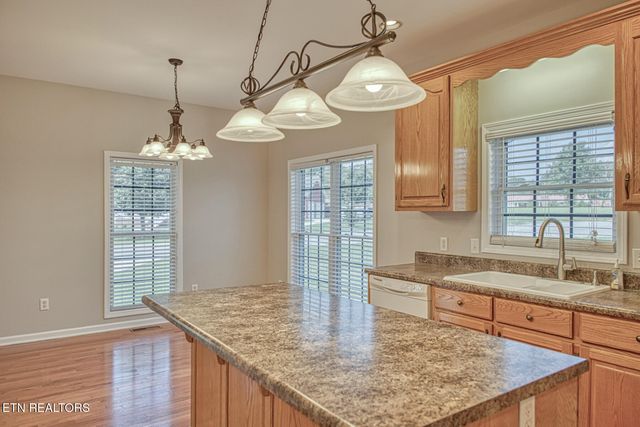 401 Crowne Way, Cookeville, TN 38501