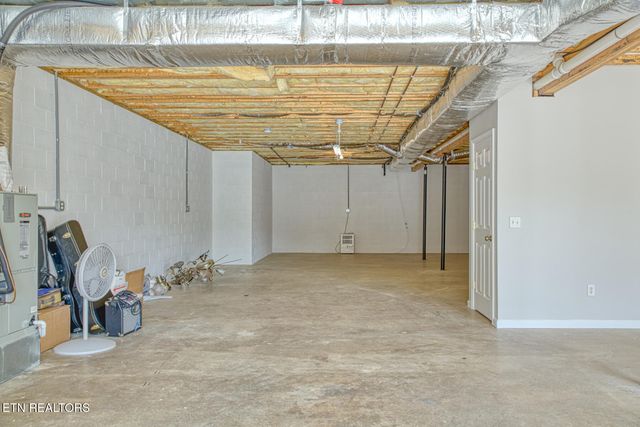 401 Crowne Way, Cookeville, TN 38501
